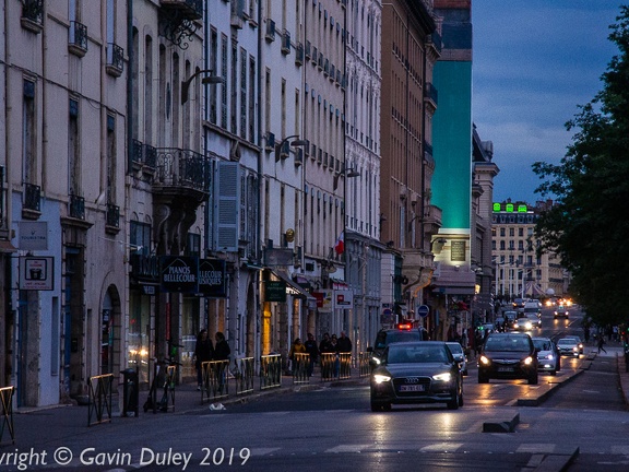 Place Bellecour, evening