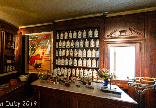 Recreated Pharmacists shop, Musée de Vie Bourguignonne, Dijon