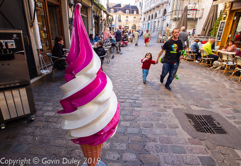 Street scene, Centre ville, Dijon